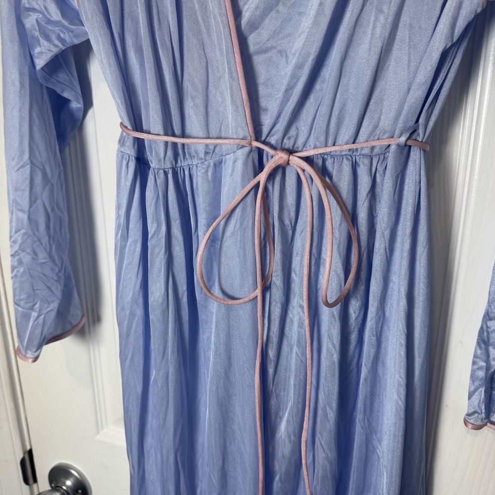 VTG Gilead Blue Pink Peignoir Nightgown Robe Embroidered Appliqué Nylon Small - Picture 3 of 7